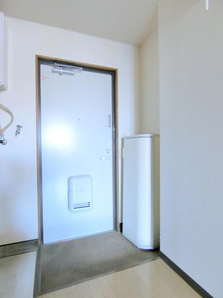 玄関　★弊社は更新料１万円のみ★保証会社の更新料もありません★