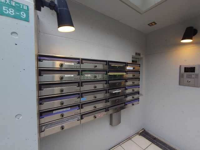 ロビー　ZESTY大塚