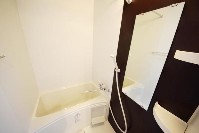 バス・シャワールーム　★人気のバストイレ別です★