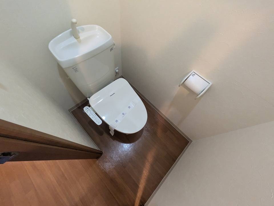 トイレ　トイレ