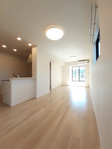 居室・リビング　ゆったり過ごせる居間です