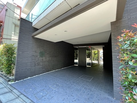 エントランス　エントランス