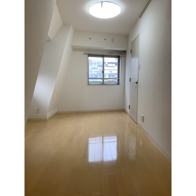 その他部屋・スペース　洋室約９．２帖