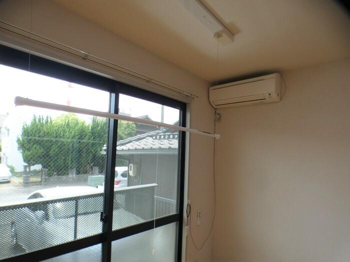 その他設備　室内物干し