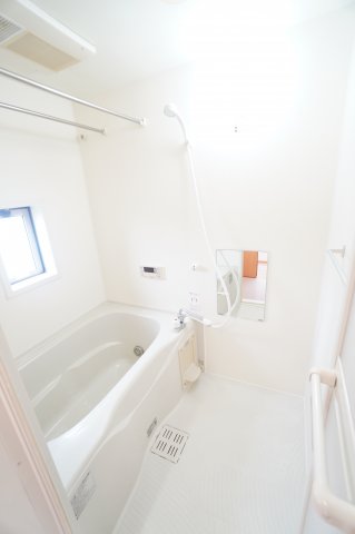 バス・シャワールーム　※同物件・同タイプの写真です。