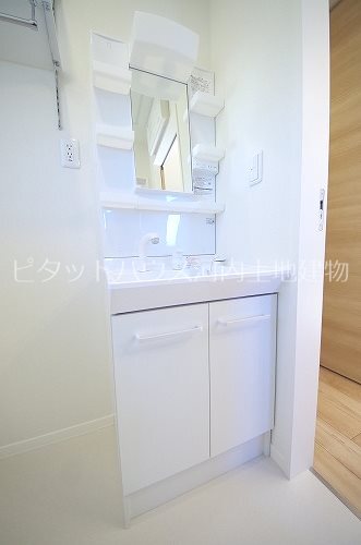 洗面設備　洗髪洗面化粧台