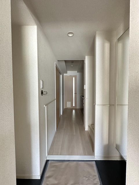 玄関　別部屋参考写真です