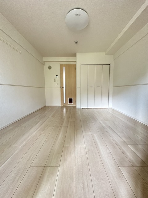 居室・リビング　別部屋参考写真です