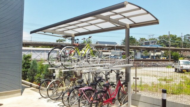 その他共有部分　オートロック内に駐輪場あります！防犯面安心☆