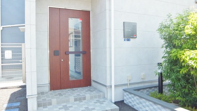 エントランス　オートロック付