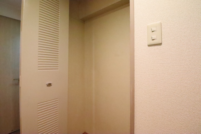 収納　※別号室のお写真のため現況優先