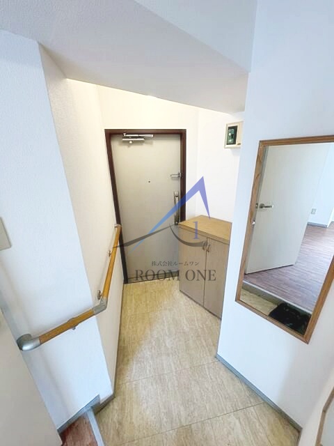 玄関　玄関です。