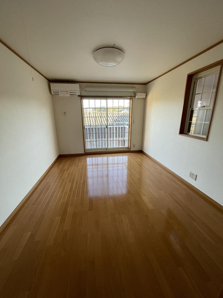 その他部屋・スペース　エアコン、室内物干しあり