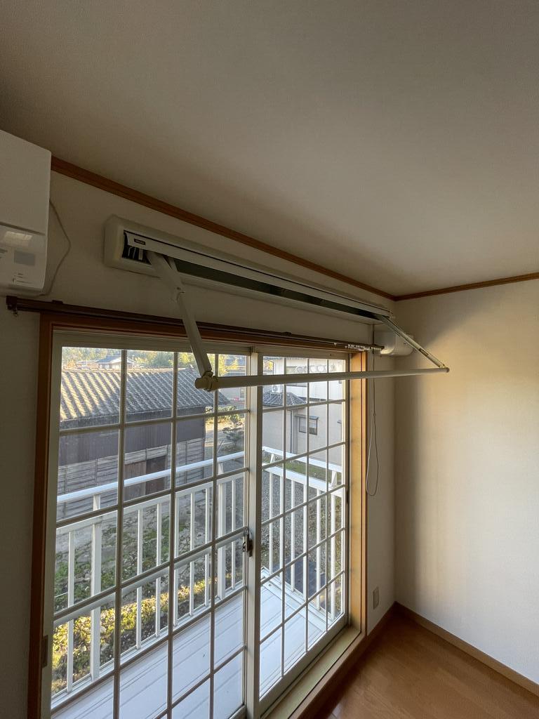 収納　収納可能な室内物干し