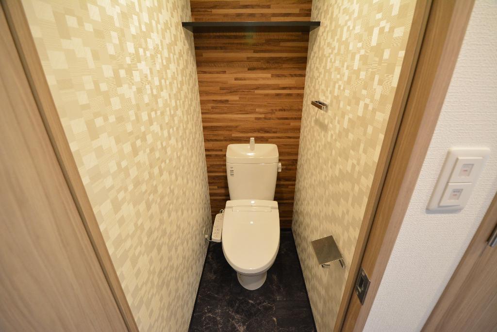 トイレ　シャワー付トイレ