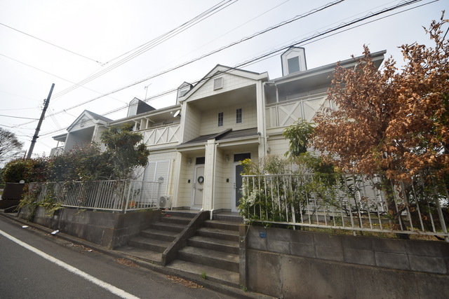 建物外観　～立派な外観～