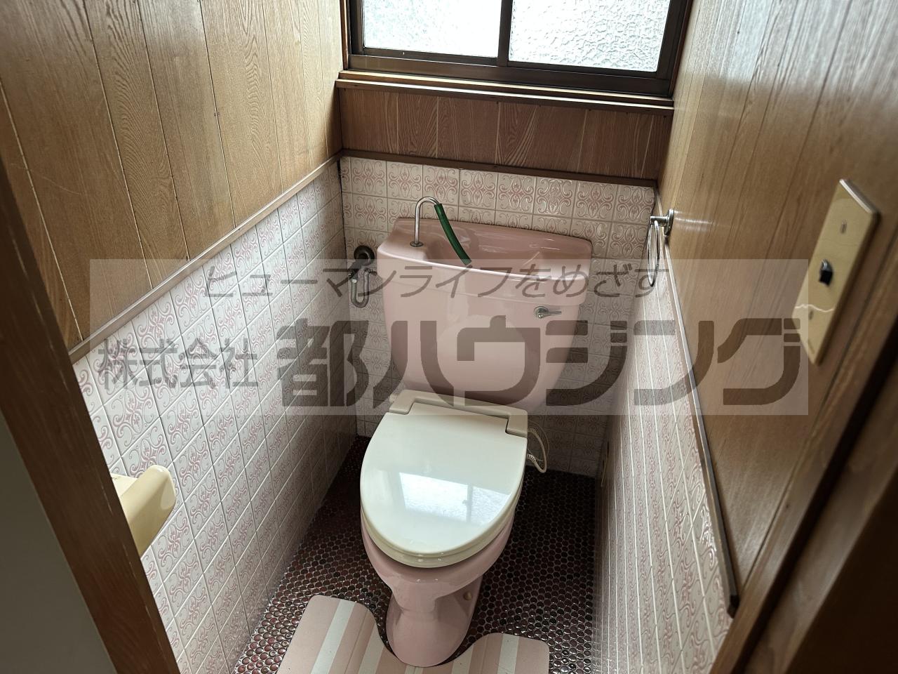 DIY可 フチ町 貸家のトイレ写真