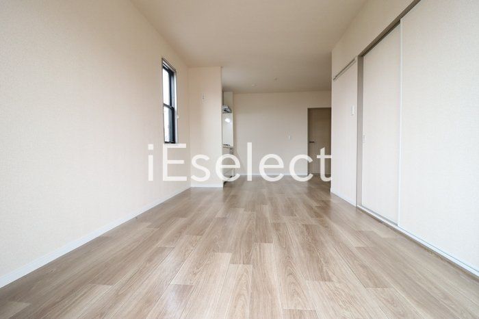 居室・リビング　風通しもよいお部屋です！