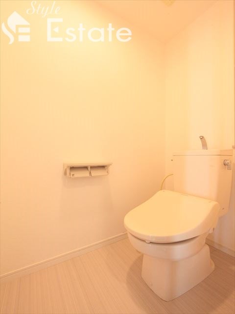 トイレ　温水洗浄便座★