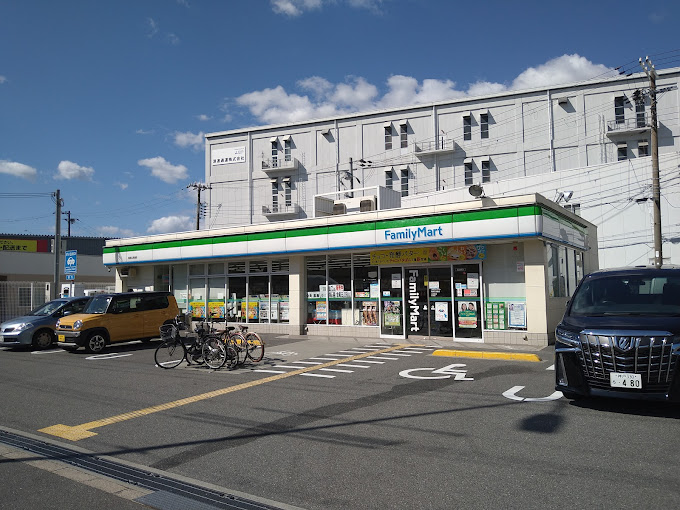 コンビニ　ファミリーマート 福島北港通店（コンビニ）まで1022m