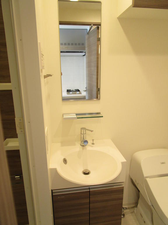 洗面設備　※他号室参照