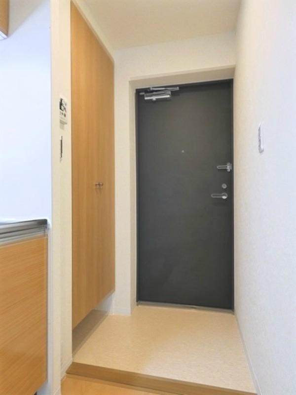 玄関　図面と現状に相違がある場合には現状を優先