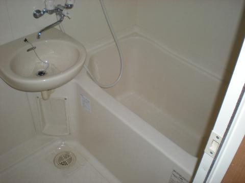 バス・シャワールーム　バス