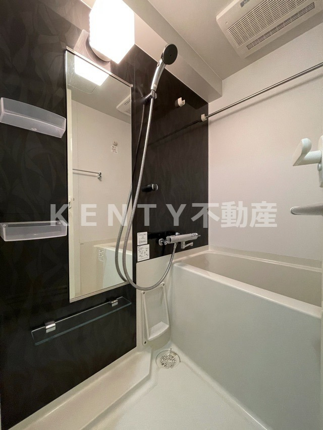 バス・シャワールーム　日々の疲れを癒すお風呂付です