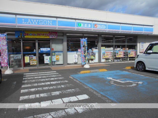 コンビニ　ローソン名高西店様（コンビニ）まで750m