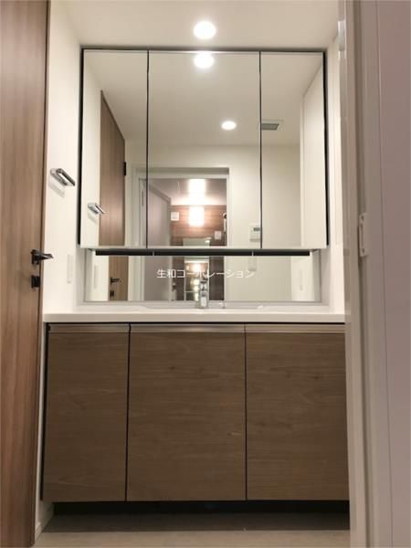 洗面設備　※別部屋参考写真