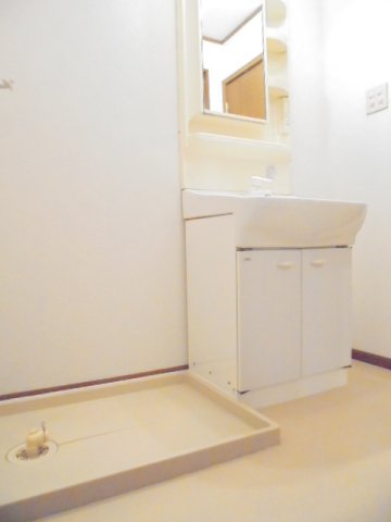 洗面設備　独立洗面化粧台付き