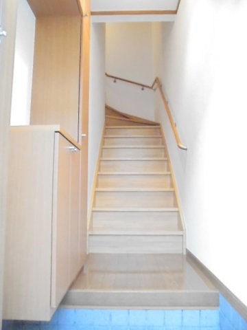 玄関　収納もある玄関です