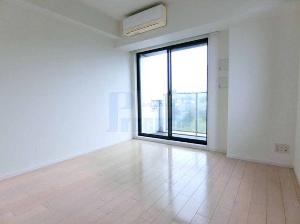 居室・リビング　※別部屋写真