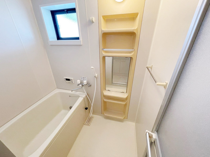 バス・シャワールーム　バスルーム