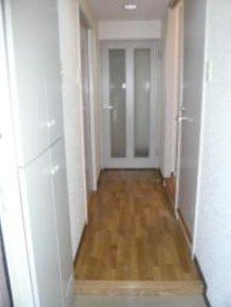 玄関　※参考写真