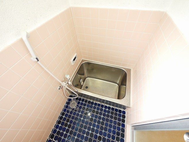 バス・シャワールーム　日々の暮らしに欠かせないお風呂です