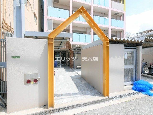 エントランス　エントランス