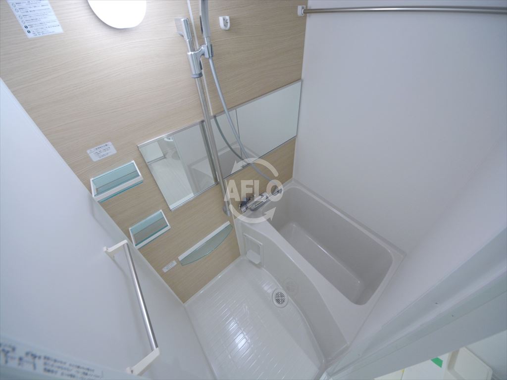 バス・シャワールーム　アドバンス心斎橋ラシュレ　浴室