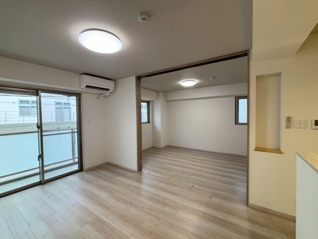 居室・リビング　サンマリン安里（ＴＣ）那覇市安里エリア