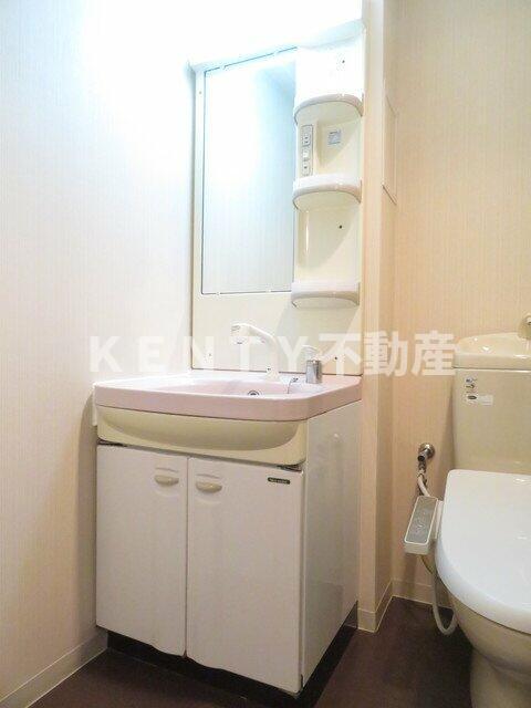 洗面設備　広い洗面スペース