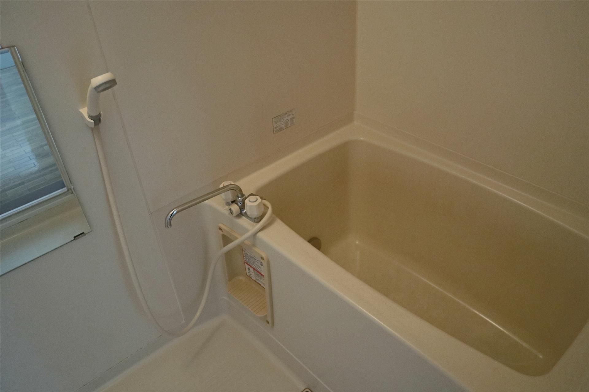 バス・シャワールーム　バス/シャワー