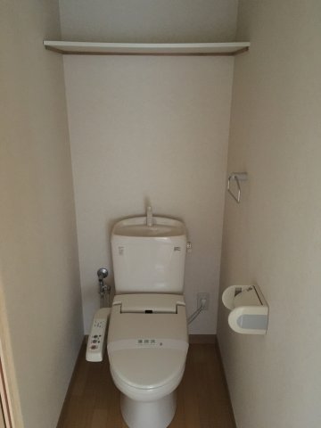 トイレ　シンプルで使いやすいトイレです