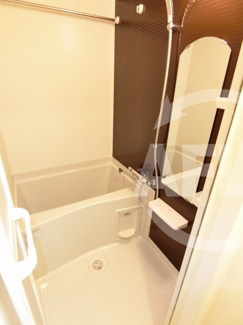 バス・シャワールーム　Luxe都島II（ラグゼ都島II）　バスルーム