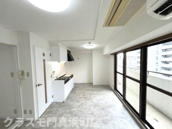 居室・リビング　(参考)同マンション同間取り他部屋の写真