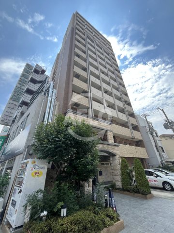 建物外観　プレサンス新大阪クレスタ　外観