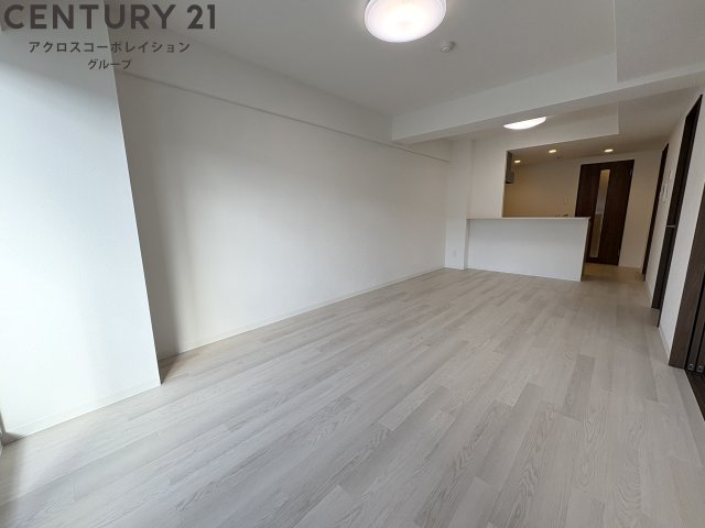 居室・リビング　エアコン付きで快適に過ごせます♪