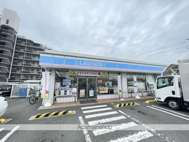 コンビニ　ローソン（コンビニ）まで357m