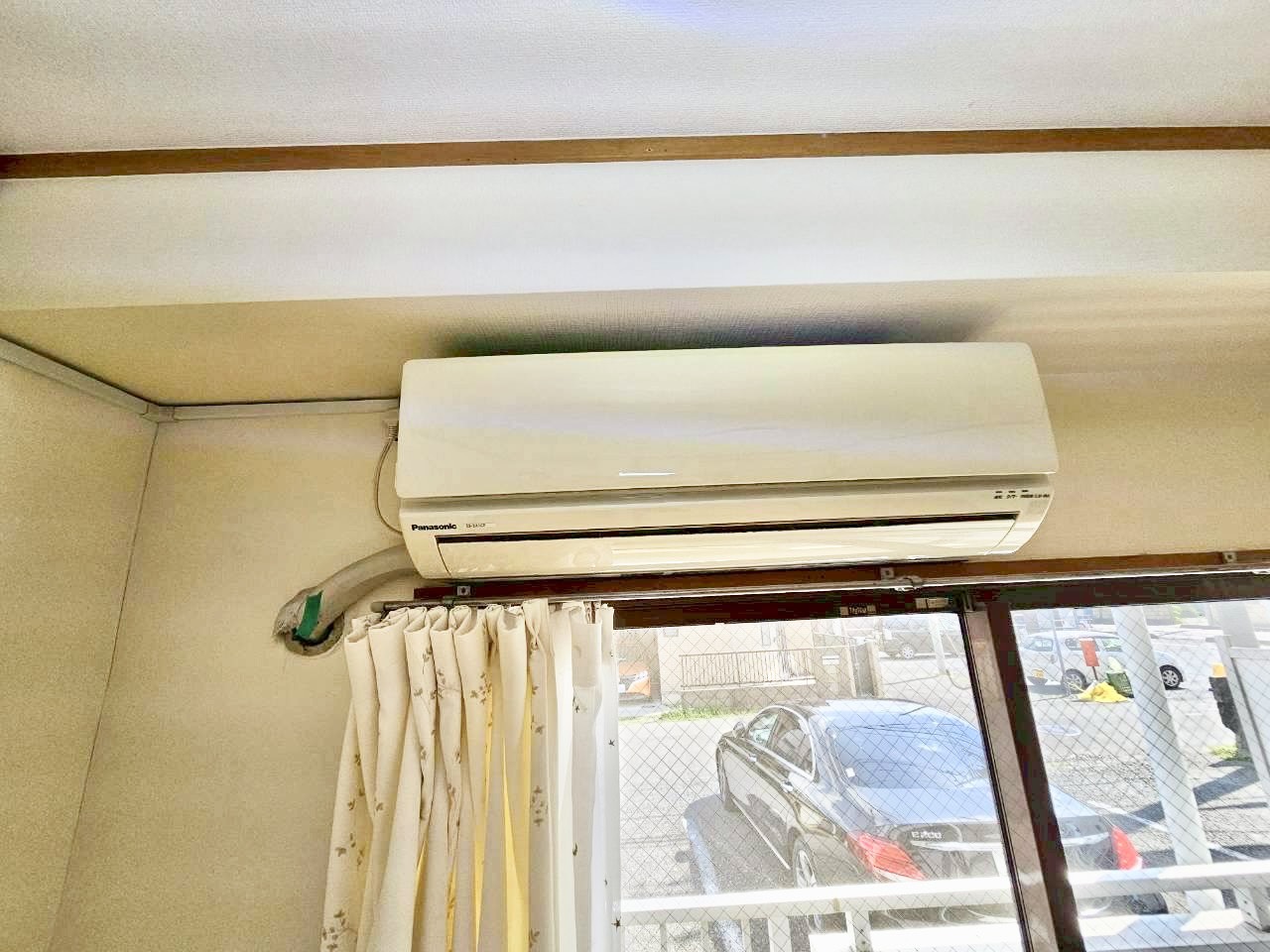 居室・リビング　エアコン2台付き♪