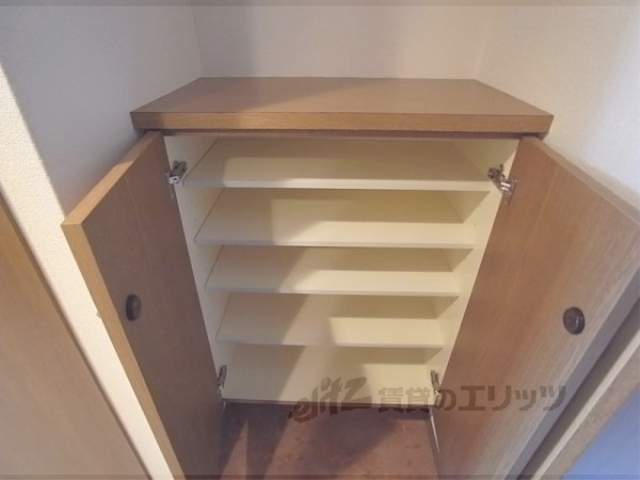 収納　下駄箱