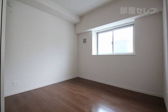 居室・リビング　※２０２号室の内装写真参照